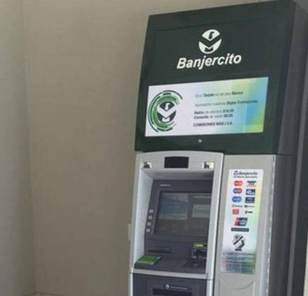 Banjercito dispone cajeros automáticos para población de Acapulco