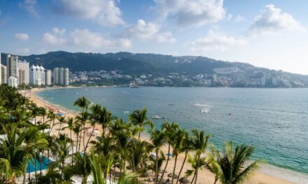 Hasta 2024 reabrirán entre 10 y 15% de comercios y hoteles en Acapulco