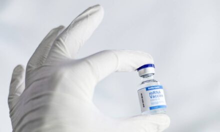 Farmacia San Pablo, lista con la vacuna de Pfizer contra Covid-19