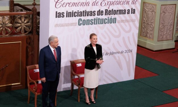 AMLO presenta 20 iniciativas de reforma constitucional