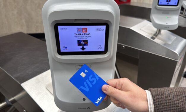 Ya puedes pagar el metro con tu tarjeta bancaria