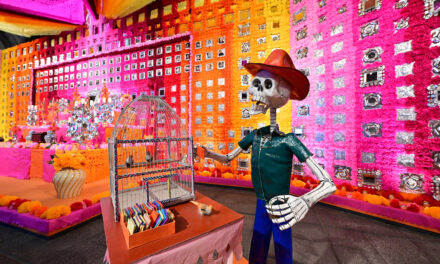 Visita el monumental altar de muertos de Citibanamex