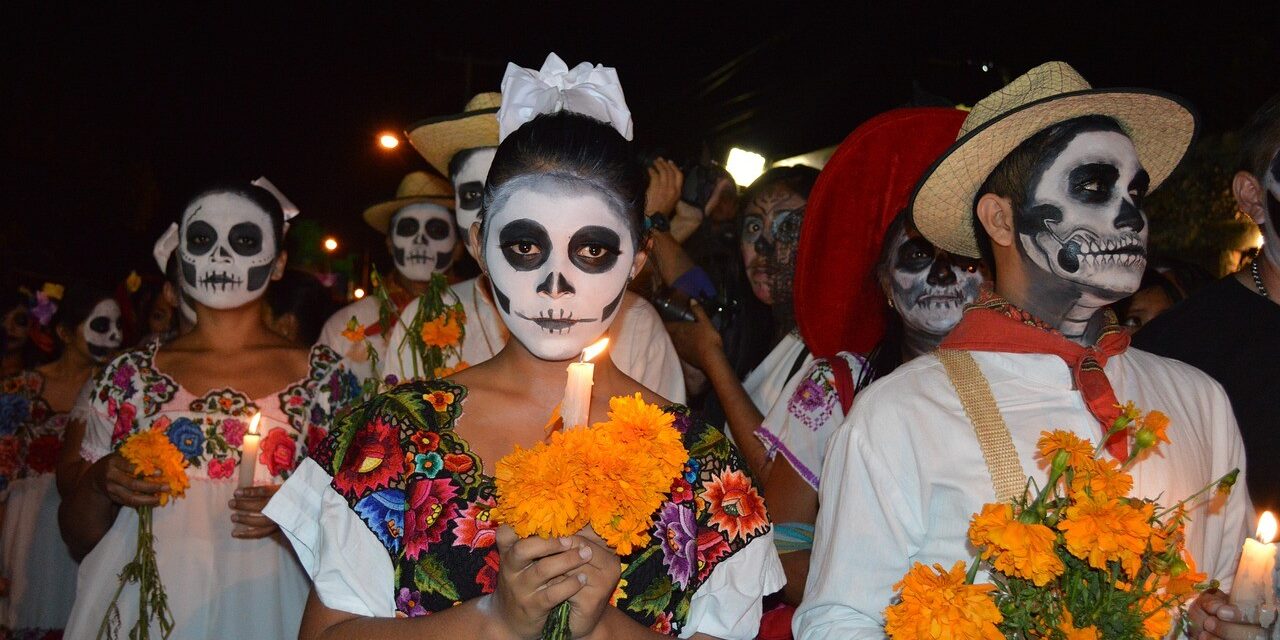 Así impacta celebrar el Día de Muertos en el trabajo