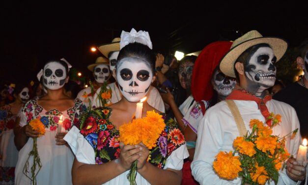 Así impacta celebrar el Día de Muertos en el trabajo