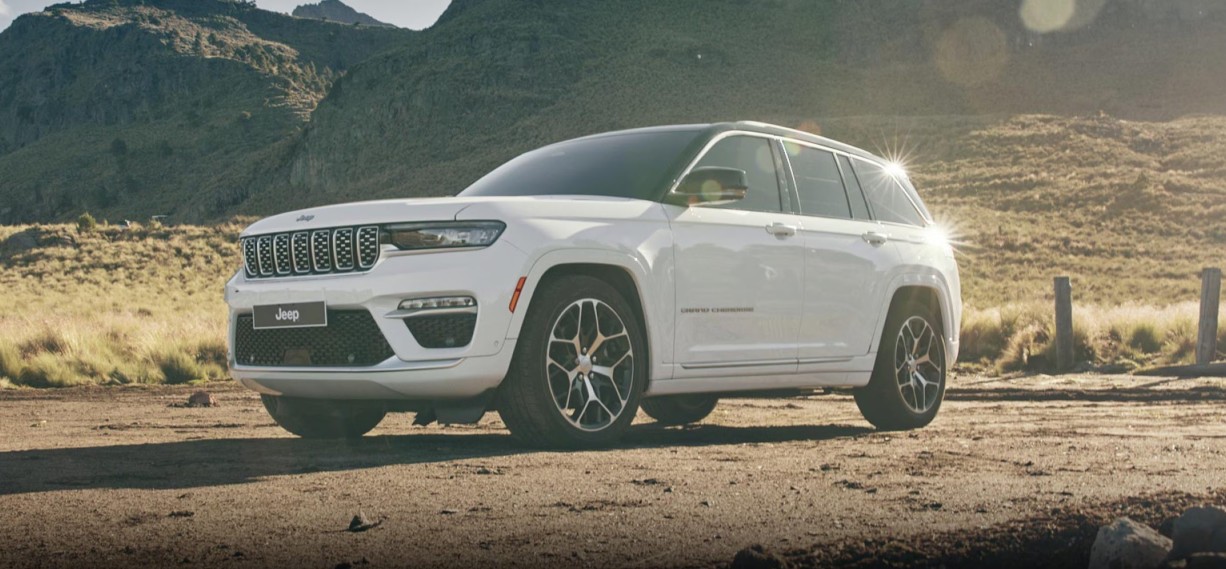 Las Jeep Cherokee se fabricarán con luz solar en México