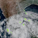 Banamex cierra sucursales temporalmente en Oaxaca y Guerrero por huracán Erick