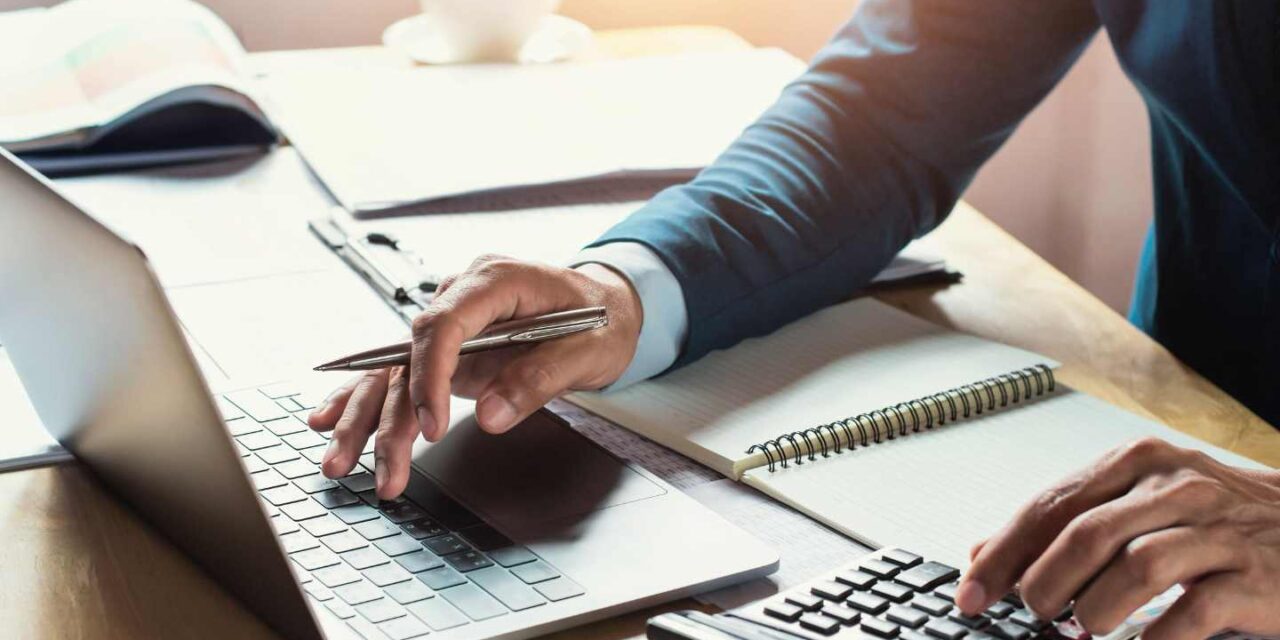 Si le debes al fisco, todavía puedes aprovechar el programa de regularización