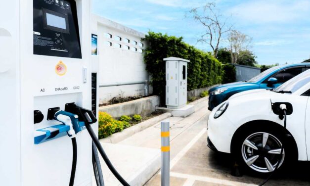 Venta de autos eléctricos crece 40% en el primer semestre