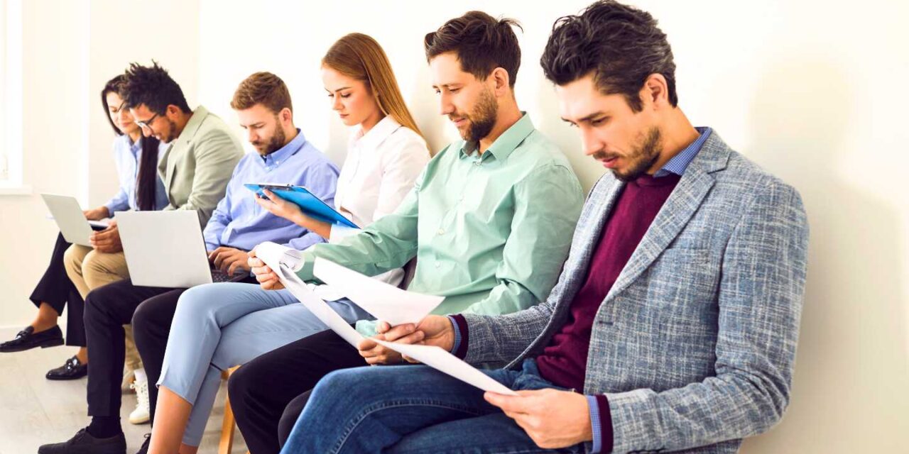 Falta de experiencia, el mayor obstáculo para encontrar trabajo entre los jóvenes