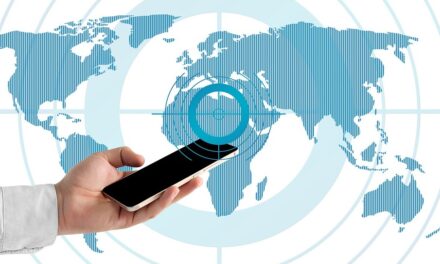 Con la app de Santander realiza transferencias en diversas monedas