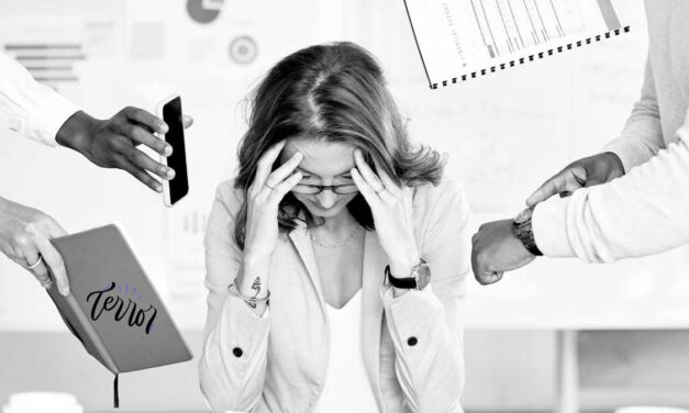 9 de cada 10 empleados experimenta “terror” laboral