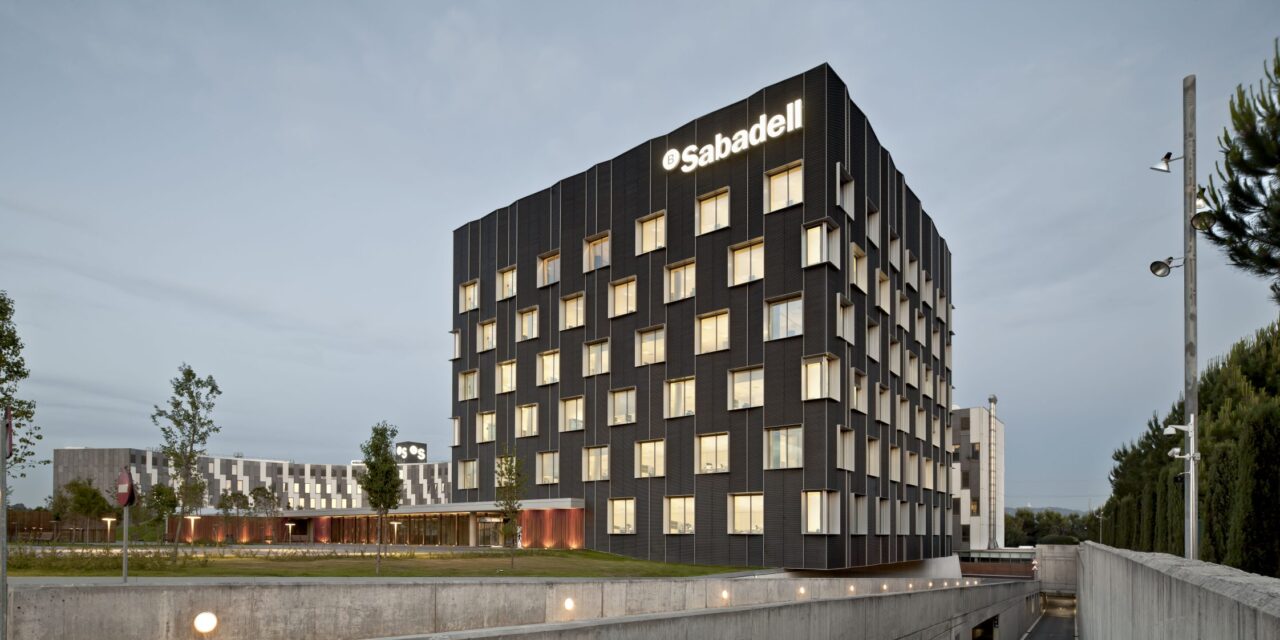  Banco Sabadell confirma estabilidad de operaciones en México