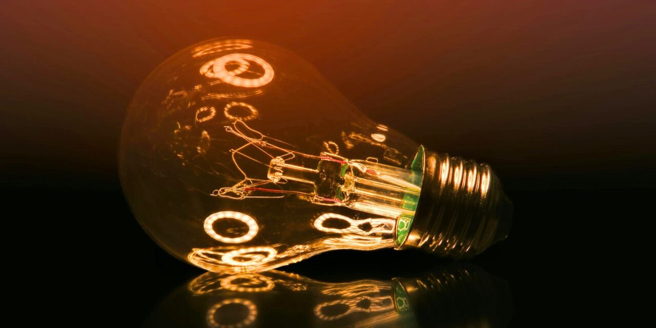 Encienden con energía no renovable hoteles, plazas comerciales y parques industriales