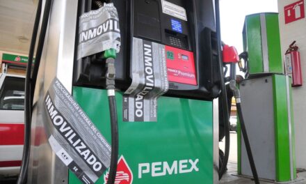 Profeco denunció a 43 gasolineras por no despachar litros completos