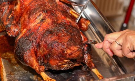 Se encarece cena navideña