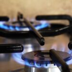 Guerra dispara precio del gas natural en Europa y Japón