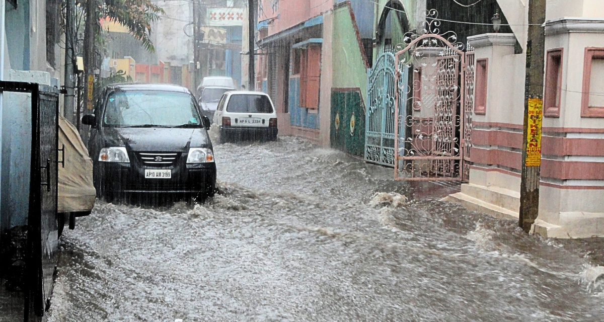 GNP recomienda medidas de seguridad para tu auto, en época de lluvias