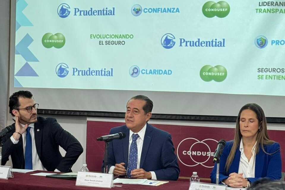 Condusef propone formato universal de seguros