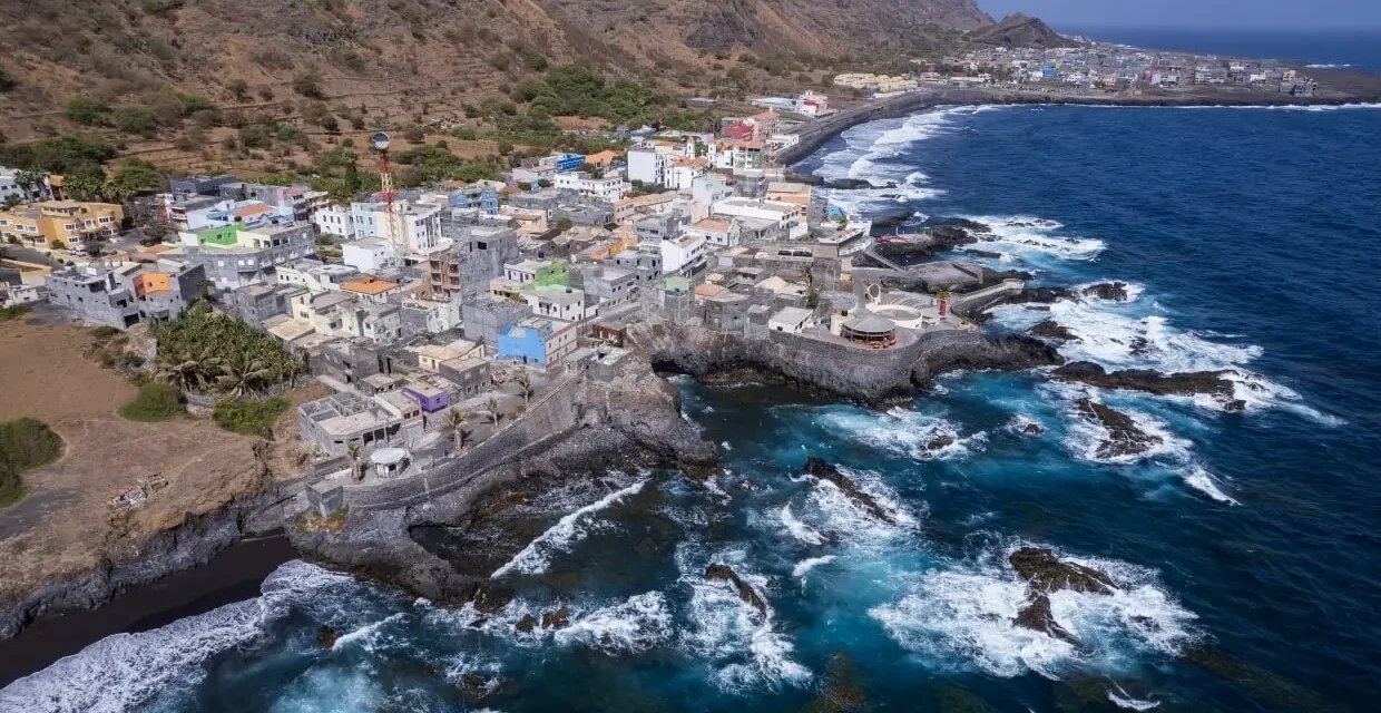 Haaland y Vozhina ponen a Noruega y Cabo Verde en el mapa de los viajeros