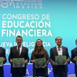 Digitalizar la economía, la puerta para la educación financiera