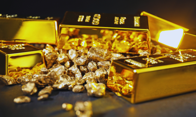 Oro apunta a los 4,500 dólares y el peso mexicano presiona al dólar