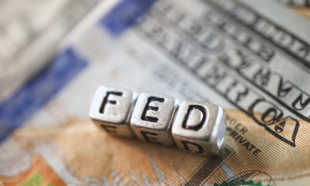 La Fed prevé un nuevo alza de tasas antes de fin de año